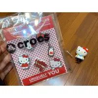 在飛比找蝦皮購物優惠-現貨✅crocs 卡駱馳 hello kitty 鞋扣 一組