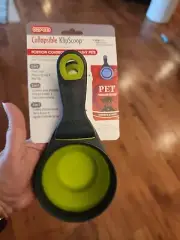 NEW Green KlipScoop Collapsible 1-Cup Scoop/Bag Clip Combo for Dog/Cat by Dexas