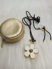 Marc Jacobs - Daisy SOLID PERFUME 0.75g Women's Fragrance Perfume New BOXED