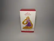 Rapunzel And Pascal 2015 Hallmark Disney Tangled #QXD6077 - NIB