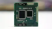 Intel Core i7 640M 2.8 GHz Dual-Core SLBTN Sock PGA 988 Laptop CPU Processor