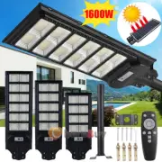 17000000LM LED Solar Motion Sensor Light Bright Garden Outdoor Street Wall Lamp