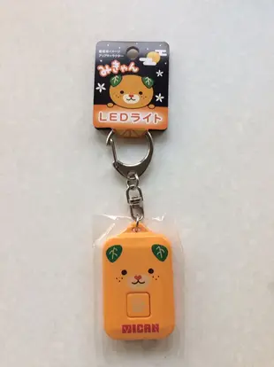 日本愛媛縣蜜柑犬 太陽能LED手電筒鑰匙圈掛飾