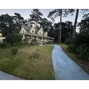 Island Loft Apartment, Close To Downtown And Tybee Island, Full Kitchen.