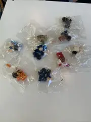 27 minifigures lot unopened