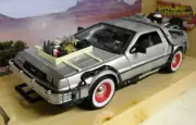Welly 1/24 Delorean Time Machine Back to the Future part 3 model car