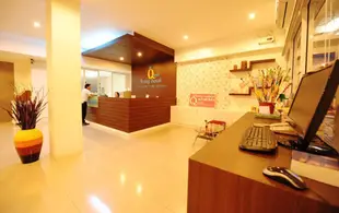 S2S奎因董里飯店S2S Queen Trang Hotel