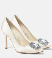[Manolo Blahnik] Manolo Blahnik Bridal Hangisi 105 embellished satin pumps AU 6 white