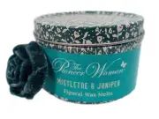 Pioneer Woman 2.47oz,10 Piece Figural Wax Melts Mistletoe & Juniper, Rose Shaped