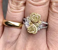 在飛比找Yahoo!奇摩拍賣優惠-雙心Gia黃彩鑽戒指