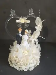 Vintage Wedding Cake Topper Bride Groom Heart Doves Bells Backdrop USA 8"