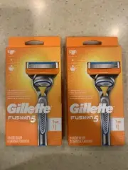 (2) Gillette Fusion 5 Mens 5-Blade 1 Razor Handle& 2 Cartridges NEW