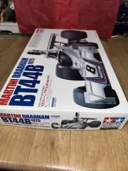 TAMIYA 1/12 TAM12042Martini Brabham BT44B 1975 with Etched Parts Model Kit F/S