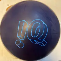 在飛比找Yahoo!奇摩拍賣優惠-美國進口保齡球STORM品牌 iQ風暴飛碟球直球玩家喜愛的品