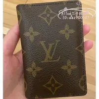 在飛比找蝦皮購物優惠-二手LV LOUIS VUITTON 字紋對開卡片夾名片夾 