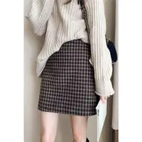 在飛比找ETMall東森購物網優惠-毛呢格子韓國優雅百搭顯瘦半身裙