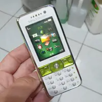 在飛比找蝦皮購物優惠-出清經典收藏 Sony Ericsson K660i 白綠色