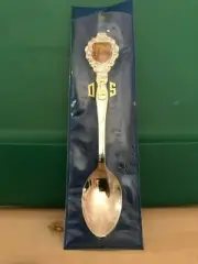 Vintage MEDICINE HAT ALBERTA Collectible Spoon in package never displayed!