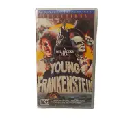 Young Frankenstein (VHS 1974) Comedy Scientist Family Transylvania Reanimation