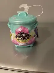Magic Mixies Mixlings Collector Cauldron