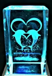 3D DOLPHINS LOVE HEART CRYSTAL Laser Holographic+4 LED LIGHT BASE NEW GIFT BOX