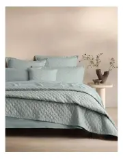 [Sheridan] Meria Bed Cover in Fresh Water