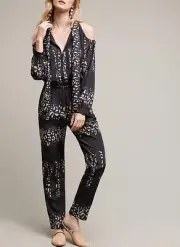 ANTHROPOLOGIE Cynthis Vincent Cold Shoulder Florence Printed Jumpsuit NwT M L
