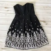 NWT White House Black Market cotton pattern dress size 2 $168