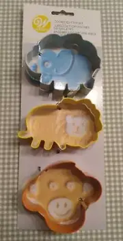 Wilton Cookie Cutters Set of 3 Zoo Animals Elephant Monkey Lion Metal New