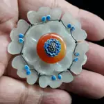 新疆和闐白玉胸花