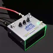 R-19 Compressor Guitar Effect Pedal with Gain Decay Indicator