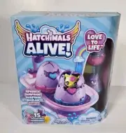 Hatchimals Alive Make a Splash Playset: 2 Self-Hatch Eggs and 15 Accessories New