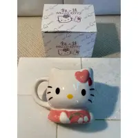 在飛比找蝦皮購物優惠-日本 北海道銀之鐘 hello kitty 造型馬克杯 凱蒂
