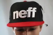 NEFF BLACK W/ "NEFF" LOGO & RED BILL ADJUSTABLE SNAP BACK FLAT BILL BALL CAP/HAT