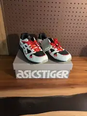 Asics Gel Red Black Size 9.5 Men 1191A199-001 NWT