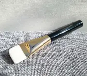 1x NAPOLEON PERDIS Couture Highlight Brush, Brand NEW!