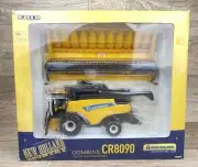 ERTL Tomy New Holland CR8090 1/32 Scale Die-Cast Metal Combine