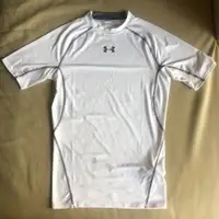 在飛比找蝦皮購物優惠-保證正品 under armour 白色 緊身 運動T恤 S