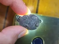 在飛比找Yahoo!奇摩拍賣優惠-§能量礦石§ 亞利桑那隕石Saffordite Arizon