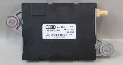 AUDI TT 8J Bootlid Antenna Amplifier 8J8035225M