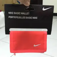 在飛比找蝦皮購物優惠-NIKE Basic尼龍錢包