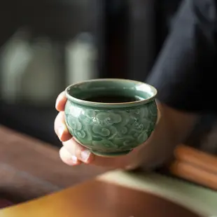 越窯青瓷茶杯 【化雲】 家用祥雲浮雕風水缸杯大號主人杯陶瓷功夫茶具品茗杯【A009】