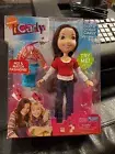 ICarly 2009 Playmates Doll Chat N' Change Carly Doll Miranda Cosgrove Brand New