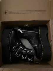 Dr. Martens Jadon Max Hardware Leather Platform Boots SIZE 5 US
