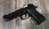 在飛比找Yahoo!奇摩拍賣優惠-《GTS》KSC/KWA M9A1瓦斯 手槍 M9 貝瑞塔