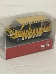 NEW VERY RARE HERPA 048170 VW T4 BUS CIRCUS SAFARI PARK VEHICLE HO 1:87 SCALE