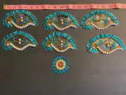 RHINESTONES ACRYLIC FLATBACK IN A DESIGN BLUE/GOLD/PEARLS 6 EYE DESIGN 1 CIRCLE