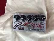 ZVEX Vexter Instant Lo-Fi Junky Chorus/Vibrato Pedal w/ Power Cables and Cloth