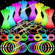 100 Pcs Glow Sticks Bulk 8" Glowsticks, 100pcs Glow Sticks with 100pcs Connectors Create Glow in The Dark Party Favors Kids, Easter, Christmas, Halloween Party Supplies Pack, Football Party Supplies