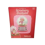 The Wonderful World Of Strawberry Shortcake Strawberry Shortcake Snow Globe